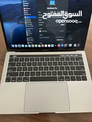  3 MacBook Pro Touch Bar بسعر حرق