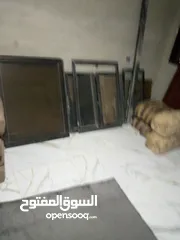  7 اغراض متفرقة للبيع بحاله الوكاله