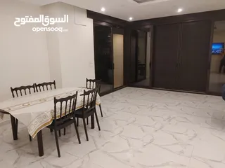  2 روف فاضي للايجار