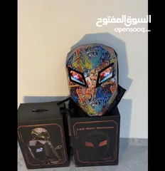  2 حقيبة  راكبي الدراجات  Rider Back Pack للبيع يتم التحكم الكامل بها عن طريق تطبيق الموبايل