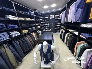  6 محل البسه للبيع المستعجل
