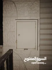  5 خزانة شاحن كهرباء