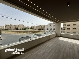  15 شقة مميزة طابق اول مساحة 214 م بتشطيبات مميزة باجمل مناطق رجم عميش مع بلكونات بنظام ترسات
