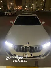  3 BMW 530i /2023