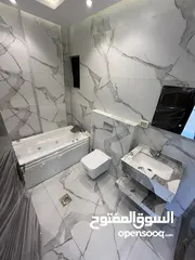  17 بالاقساط طابق ثالث مع روف في طريق المطار  تشطيب فندقي مع فير بليس و جاكوزي