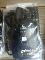  27 رسيفر سبايدر اشتراكات طويله وانترنت داخلي  فاي داخلي  رام 2 جيجا عده رسيفرات التوصيل صار علينا