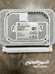  6 Ooredoo router - 1 fiber router + 1 4G router (SIM)