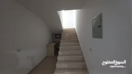  3 Villa for sale in Airport Road ( Property 42868 )-174804489