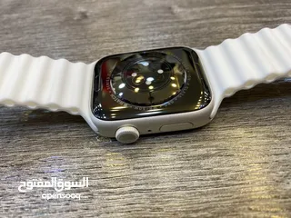  8 Apple Watch Serie 7 Nike