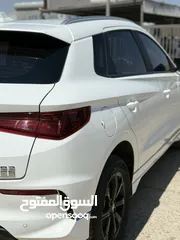  5 سيارة byd luxury e2 2022