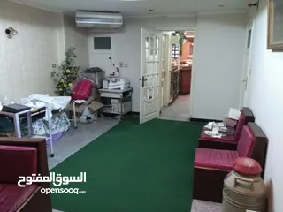  8 مقر اداري مساحة 300م كان يعمل عيادة امراض نساء وولادة مكيف