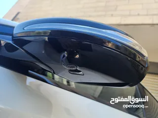  16 Mercedes E300 plug in hybrid 2020 ترخيص