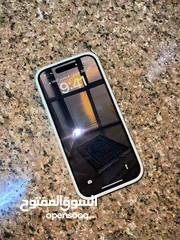  9 ايفون 16 ( جديد ولا كانه مفتوح )