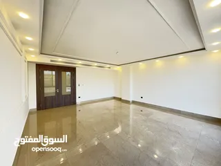  3 شقة فاخره للبيع طابق اول مساحة 235م بكردور عبدون(عميش) بسعر مميز