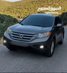  17 هوندا جيب CR-V فل كامل وفحص كامل 3 جيد وقصعه
