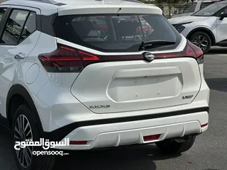  13 NISSAN KICKS 2023