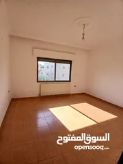  19 شقة فارغة للايجار في مرج الحمام 200 متر