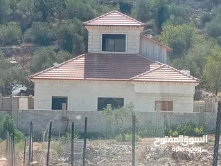  7 ارض للبيع مميزة جداً