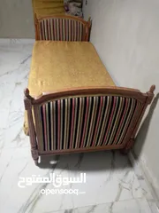  9 اغراض متفرقة للبيع بحاله الوكاله