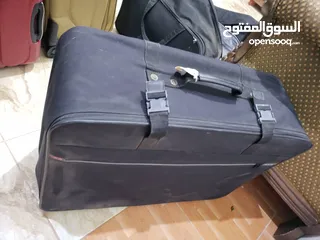  3 حقائب سفر للبيع