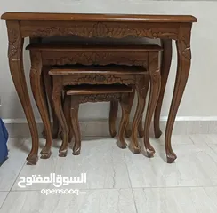  3 طاولات خدمة للبيع