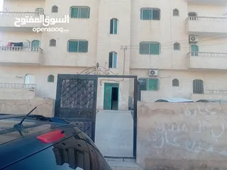  5 بناية استثمارية للبيع بسعر مغري بداعي السفر.. الزرقاء ..ضاحية مكة...مكونة من 6 شقق