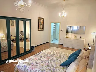  42 فيلا مفروشة للإيجار 1400م2 ( Property 38610 ) سنوي فقط