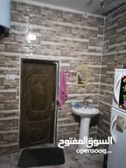  1 بيتين للبيع وبسعر مغري جدا جداامساحة الارظ دونم مساحة كل بيت تقريبا 150+ديوان خارجي +بستان +بير مياه