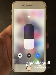  1 ايفون 8 بلس مساحة 64GB ما مبطل فيه شي  بسعر 60 ريال قابل للتفاوض بحدود معقول