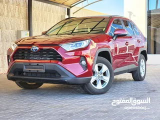  1 TOYOTA RAV 4 XLE 2019