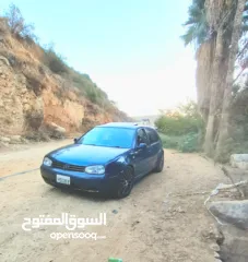  5 جولف 4 للبيع جير عادي أصل اوتماتيك