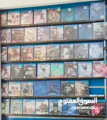  16 سيديات وألعاب بليستيشن 4 وثري مع توفر خدمة توصيل