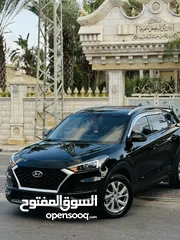  1 هونداااي توسان 2019 رخصه مطور 2000 ديزل 4*4  سعررر محرقه لحق حااااالك الله يبارك ل صاحب نصيب