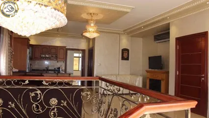  9 شقة مفروشة فاخرة للبيع في أم السماق الجنوبي  - خلف ال ( C-Town) طابق ثالث مع روف دوبلكس 290م