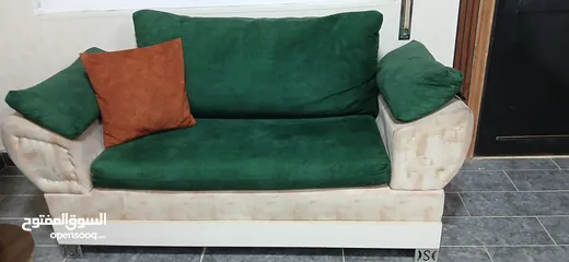  9 طقم كنب مستعمل بسعر خيالي قابل للتفاوض