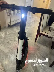  1 سكوتر كهرباء