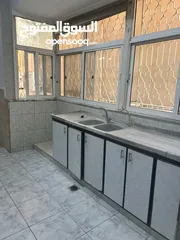  28 شقة ارضية للبيع