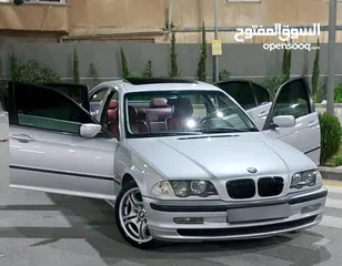  5 BMW 320i.  للبيع