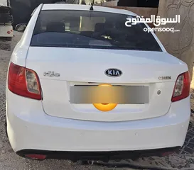  1 كيا ريو 2011
