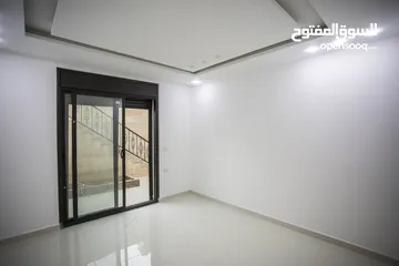  2 شقه فاخره 122م مع حديقه 115 متر و مدخل مستقل للبيع في ابو علندا من المالك كاش او اقساط