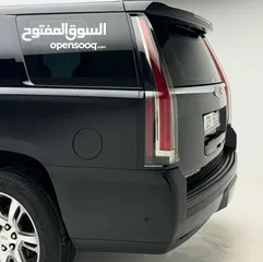  15 cadilac Escalade  وارد الوكالة و صيانة الوكالة مواصفات خاصة