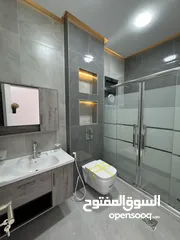  9 شقة مميزة للبيع