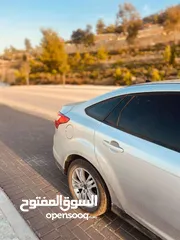 10 فورد فوكس 2015 فل إضافات للبيع  1600 بنزين
