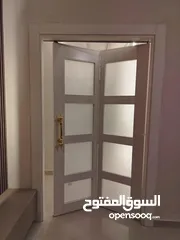  11 ابواب خشبيه داخليه و خارجيه بتصاميم حديثه وفاخره وعصريه جميع الانواع دهان  او تلبيس pvc  وقشره بلوط