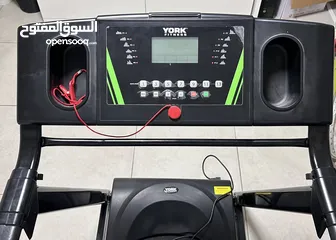  4 جهاز تردميل يورك اكتيف 110  YORK ACTIVE 110 TREADMILL