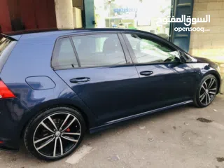  4 جولف ترخيص 2015 نظيفة لون مميز مع تامين طويل