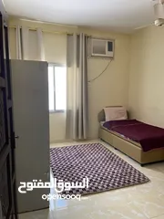  10 شقة غرفتين مفروشة للايجار يومي او اسبوعي بالقرب من جامع البراعمي صلالة الجديدة