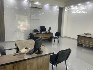  6 مكتب جاهز ومؤثث