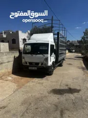  3 شحن نيسان موديل 2017  طول 4م