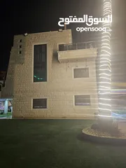  9 فيلا فخمه ومميزه للإيجار